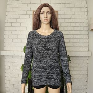 Aritzia TNA Black Gray Crew Neck Knit Sweater Wool Cashmere Angora Blend
